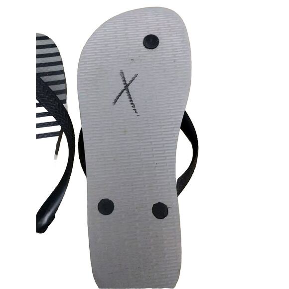 Havaianas flip flops Mickey Mouse 9/10 EU 41/ 42 W - Picture 2 of 7